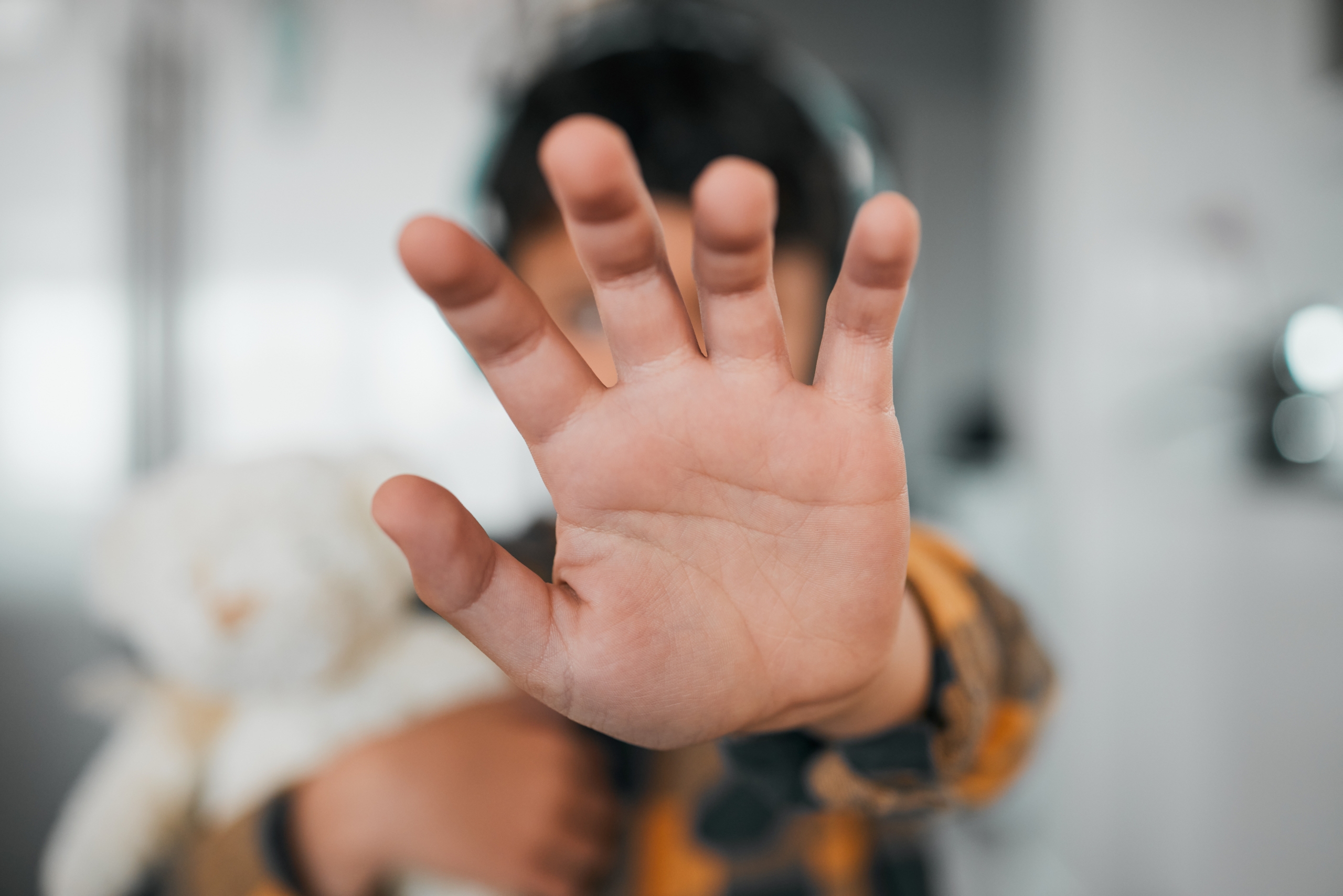 Trauma “Bisu” Anak-anak Gaza